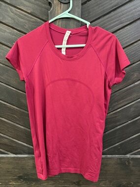 lululemon athletica Short-Sleeve Performance Tee in Berry color